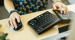 Goldtouch Go!2 Bluetooth Wireless Keyboard GTP-0044W -Office Chair goldtouch go bluetooth wireless keyboard GTP 0044W GLD119 6 43844.1484613946