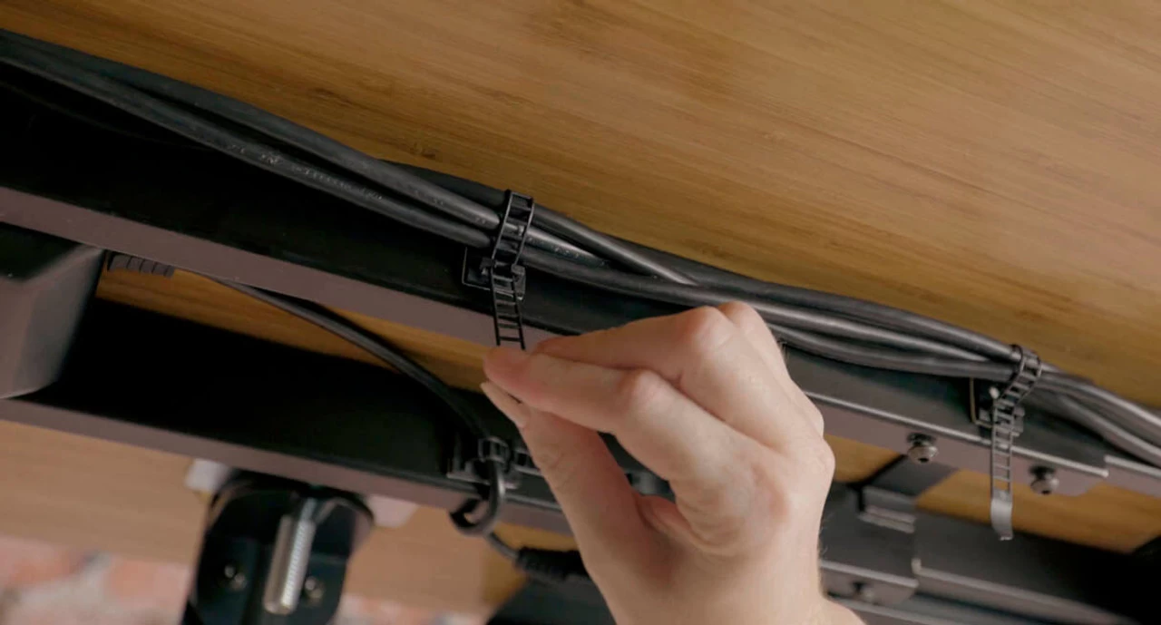 UPLIFT Adhesive Readjustable Cable Tie Mounts 5 UPLIFT Adhesive Readjustable Cable Tie Mounts - Image 3